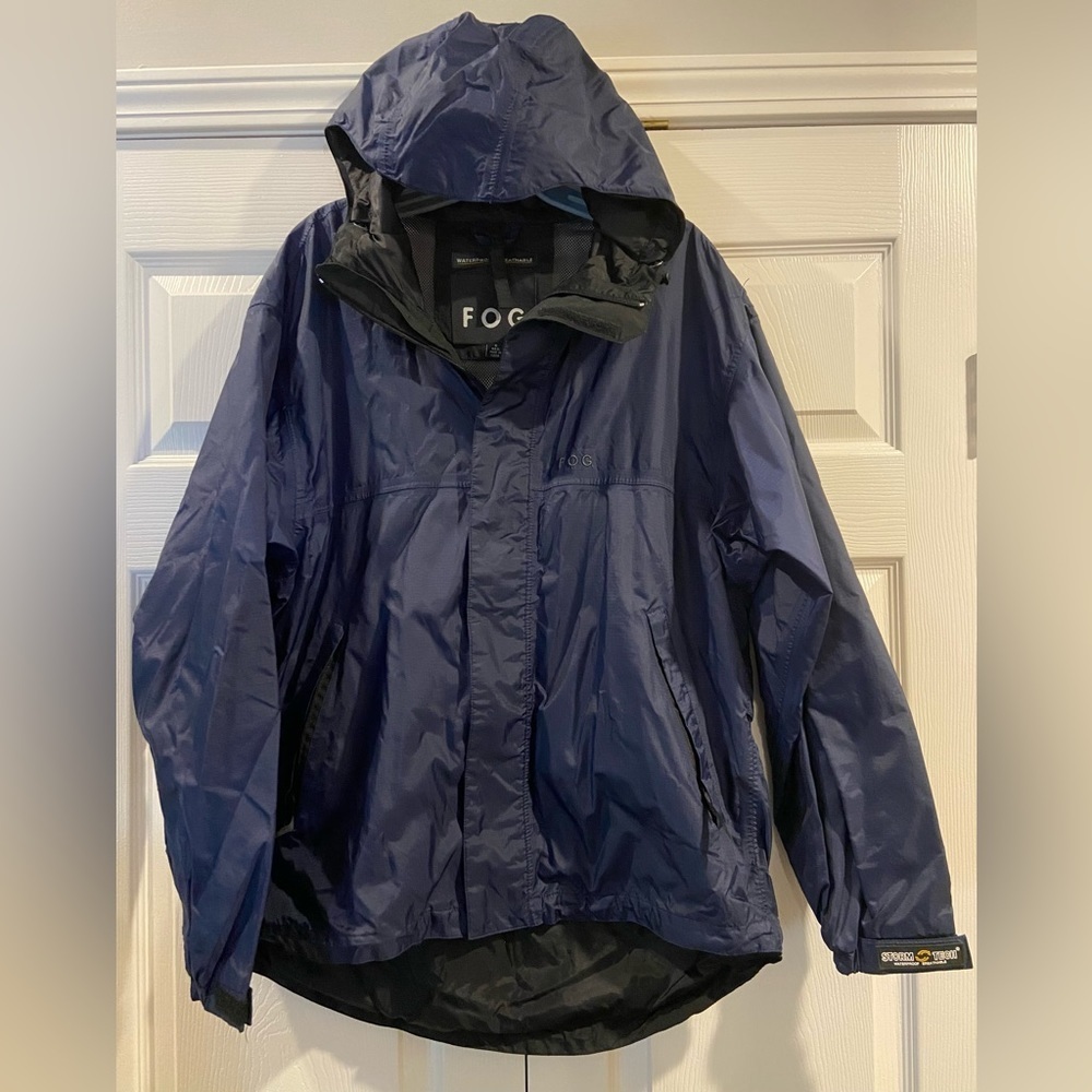 FOG Jacket Men’s Small Navy Blue Waterproof Breathable Packable Storm Tech